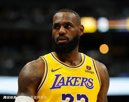 国队伍在比 国队伍在比